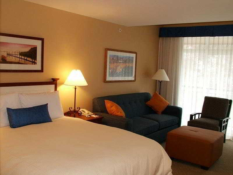 Summerland Waterfront Resort & Spa Exterior foto