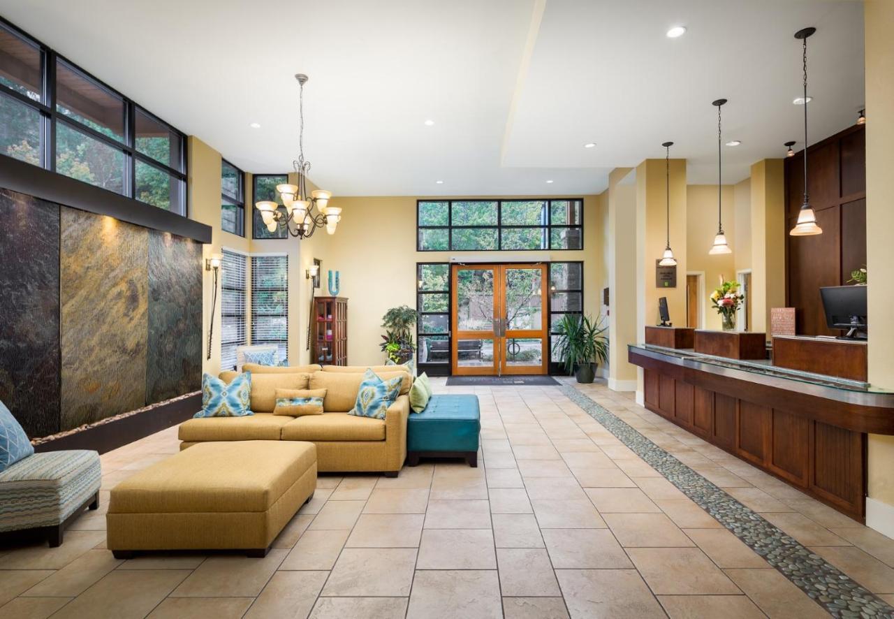 Summerland Waterfront Resort & Spa Exterior foto